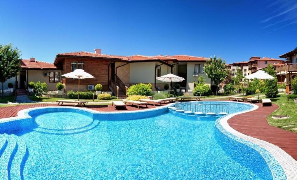 Psb Apartments In Gardens Of Eden Sveti Vlas Exteriér fotografie